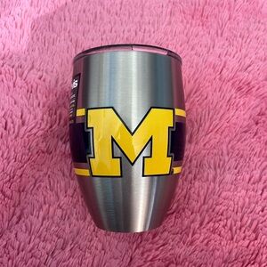 NWT- Michigan Wolverines Stainless Steel Tumbler
